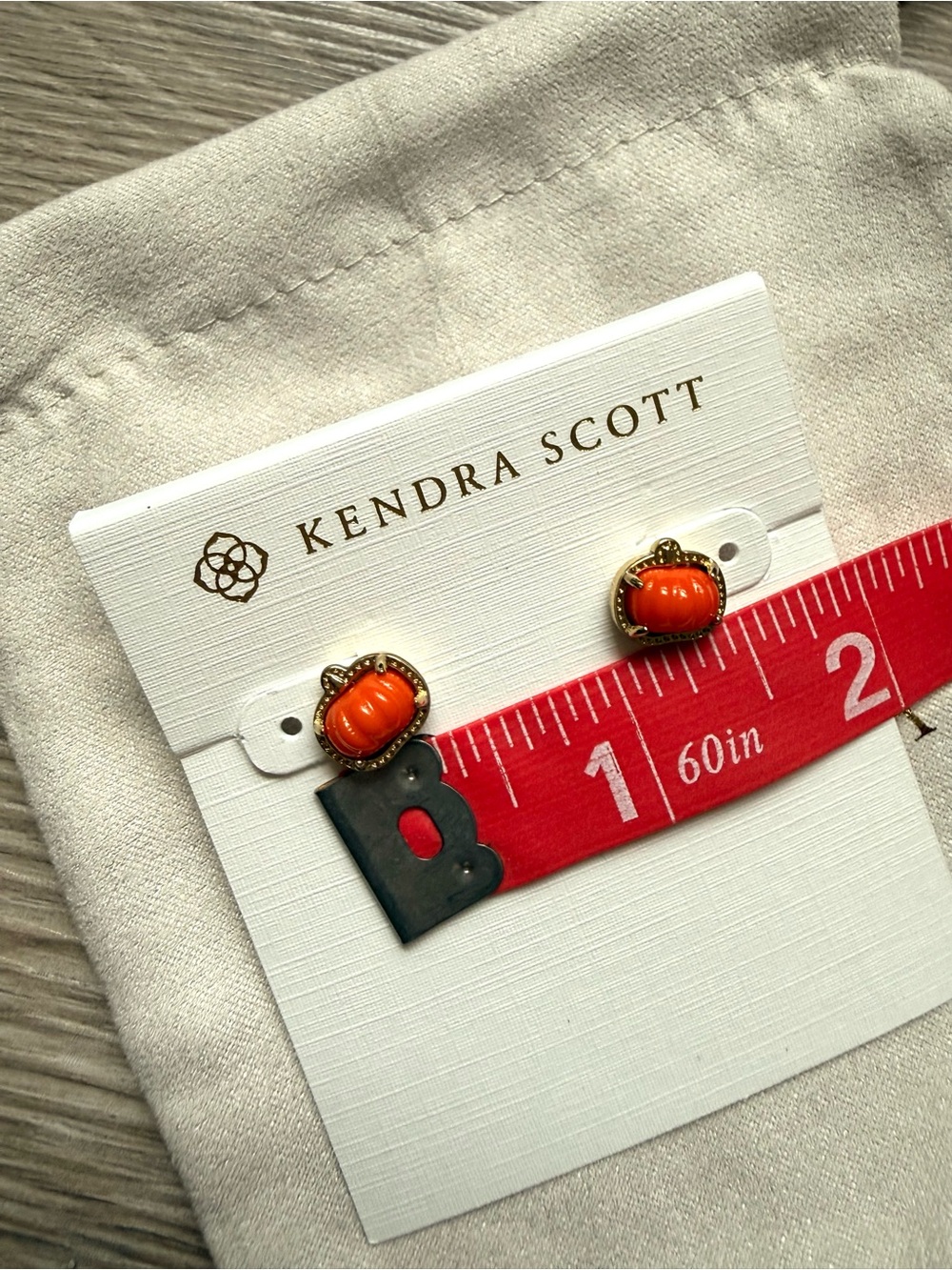 FINAL PRICE New Kendra Scott Orange Pumpkin Stud Earrings - Picture 4 of 7